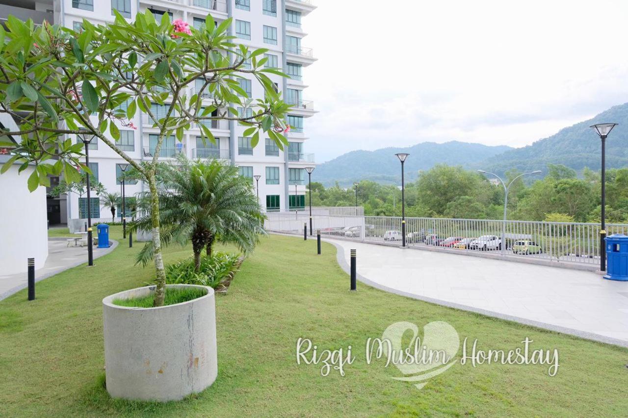 Rizqi Muslim Homestay Meru Casa Kayangan Ipoh Buitenkant foto